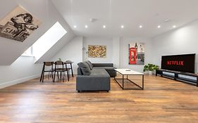 7 - West London Brand New Loft